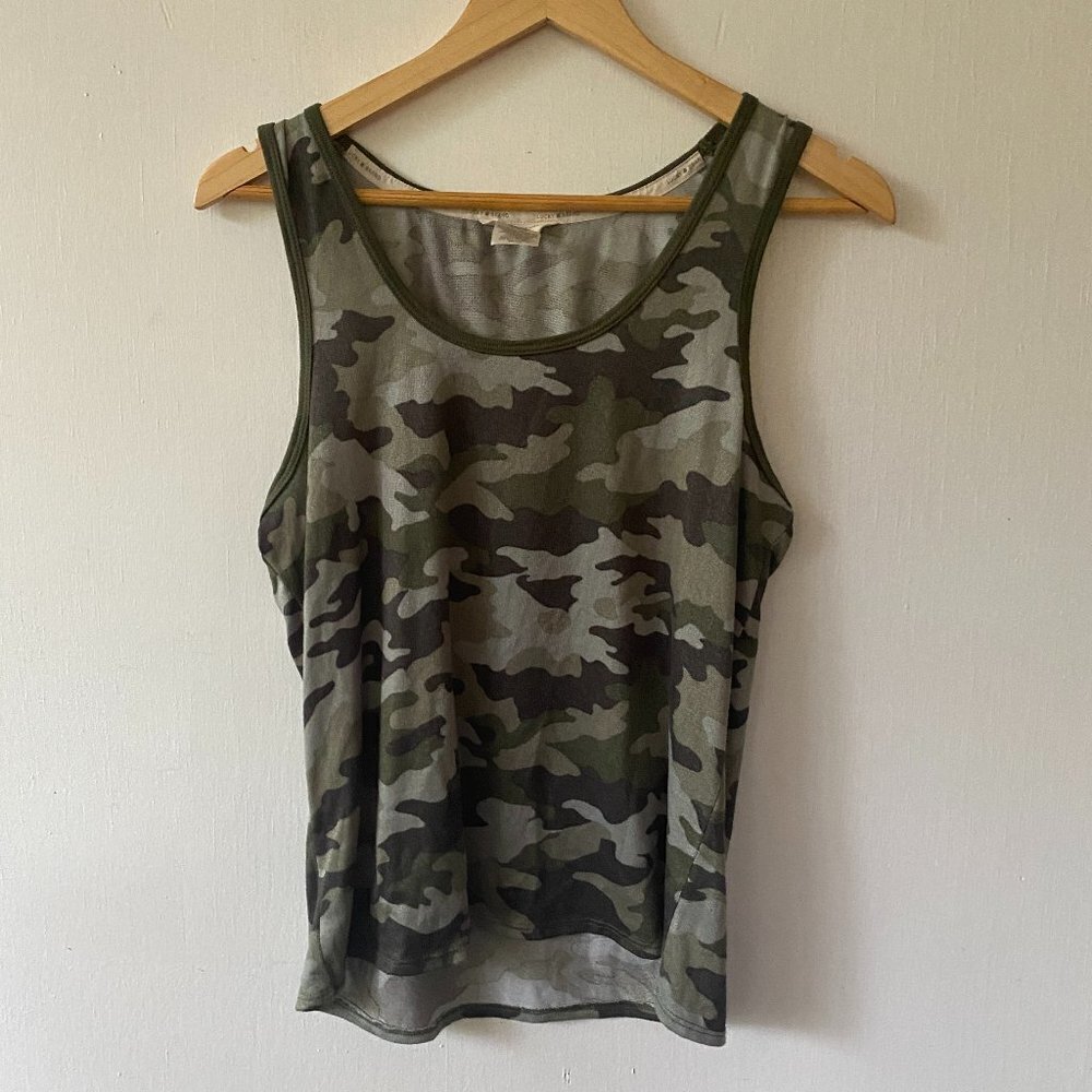 Lucky Brand Green Camo Tank Top Womens Medium Scoop Neck Sleeveless Grunge Y2K